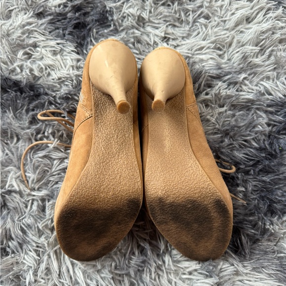 Steve Madden Booties - Picture 4 of 8